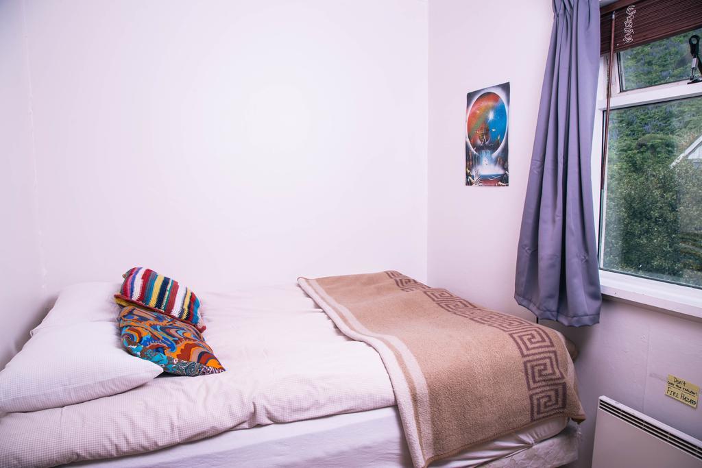 Einarsstadir Homestay Vestmannaeyjar Bilik gambar