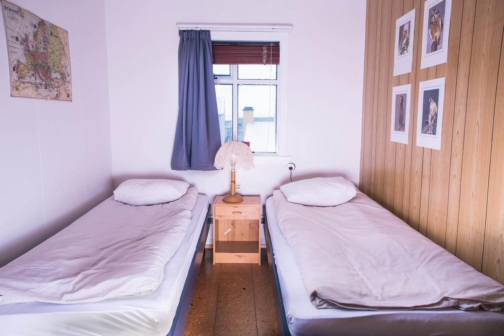 Einarsstadir Homestay Vestmannaeyjar Bilik gambar