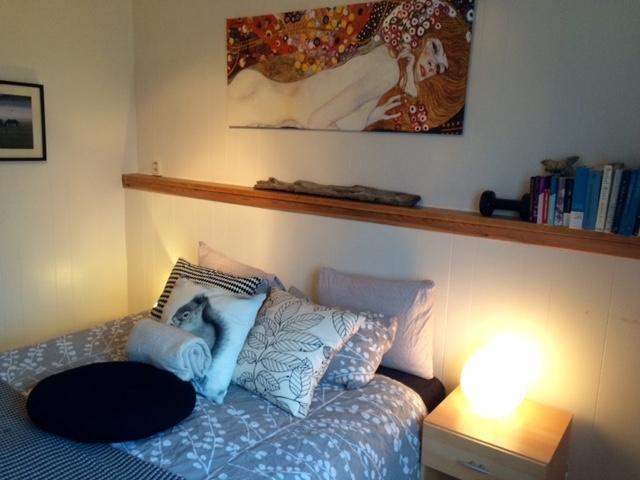 Einarsstadir Homestay Vestmannaeyjar Bilik gambar