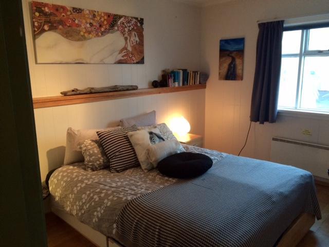 Einarsstadir Homestay Vestmannaeyjar Bilik gambar